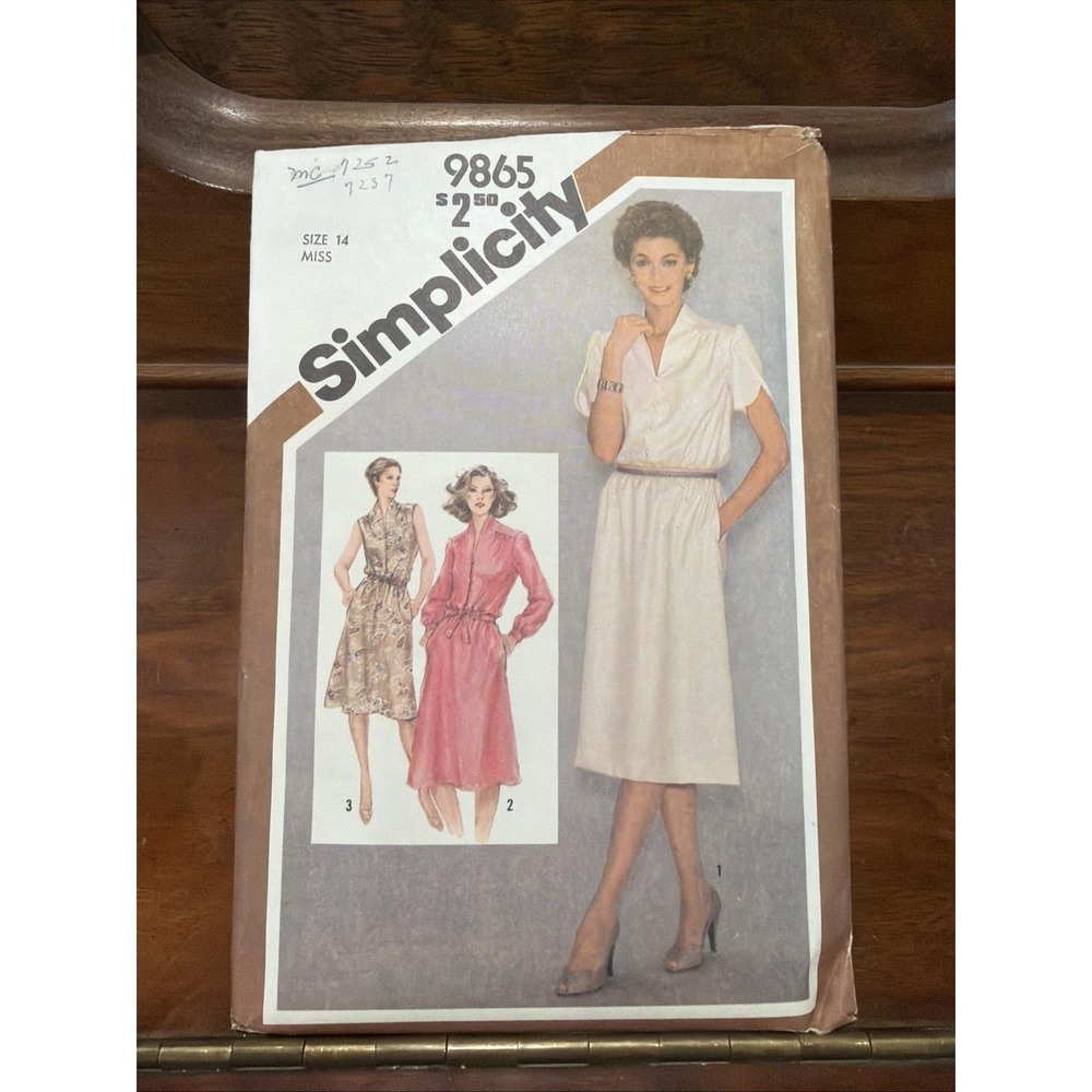 Vintage Simplicity Sewing Pattern 9865 Size 14